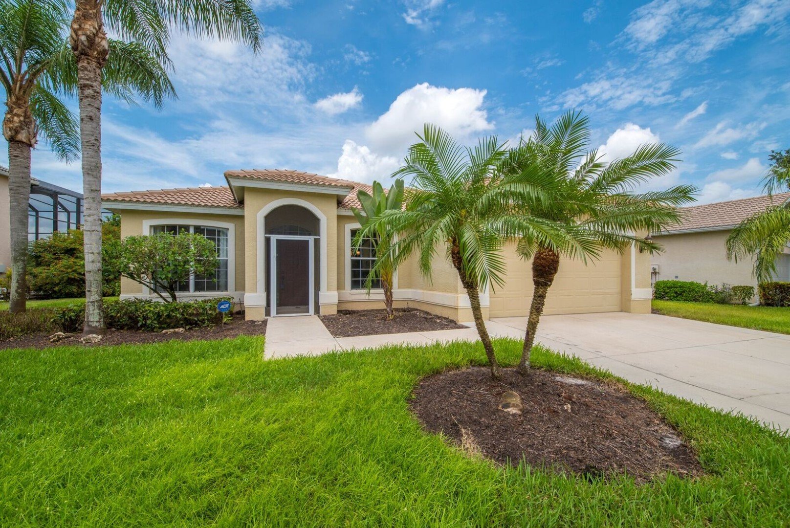 Homes for Sale in Gateway Golf & Country Club